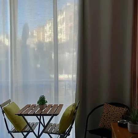 Cap D' Centre Port *