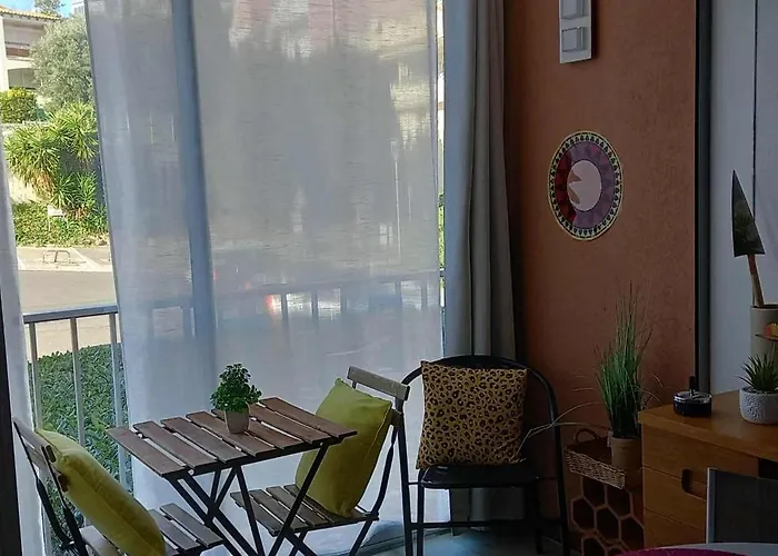 Cap D' Centre Port *